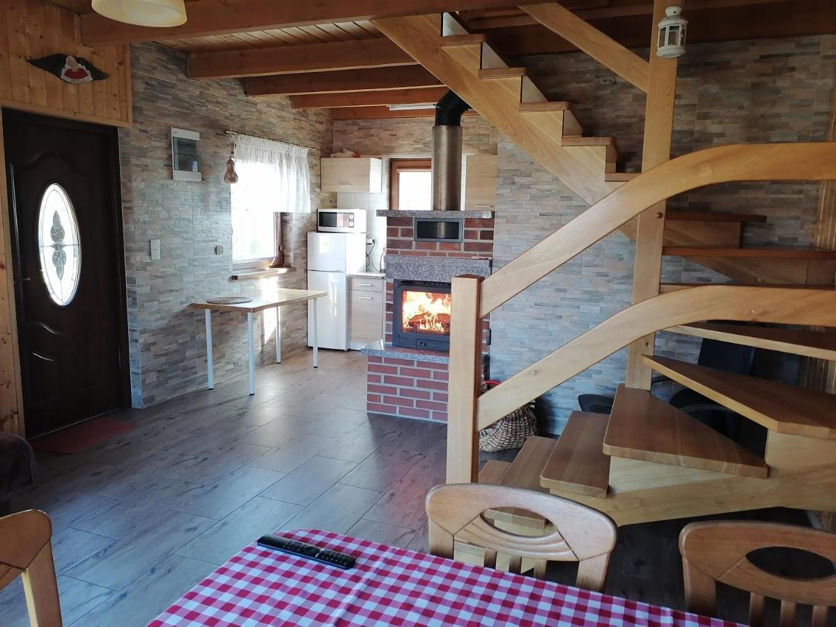 Domek Czerwony Kapturek Villa Plocice Kültér fotó