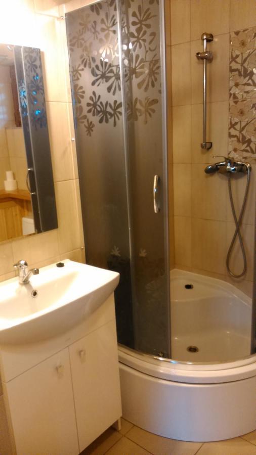 Domek Czerwony Kapturek Villa Plocice Kültér fotó