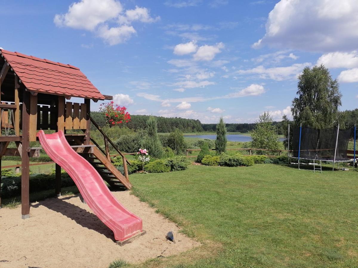 Domek Czerwony Kapturek Villa Plocice Kültér fotó